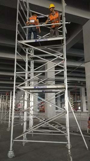 深圳移動(dòng)10米高鋁架,南山區(qū)別墅外墻鋁合金租賃,深圳廠家大型